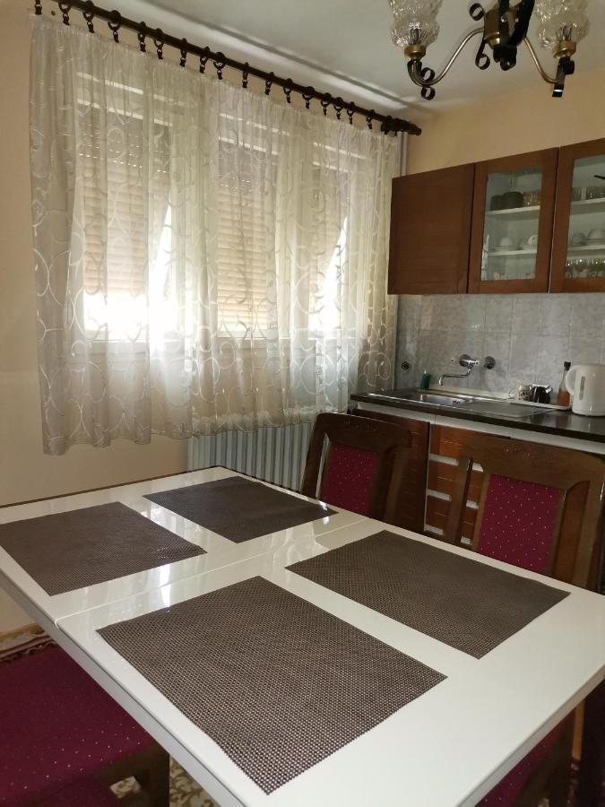 Kelizual Apartment Gornji Milanovac Luaran gambar